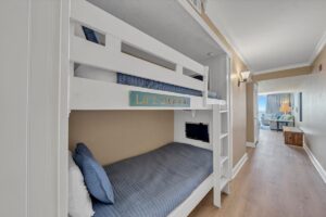 Built-in bunk beds Built-in bunk beds