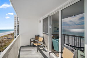 Ocean front balcony Ocean front balcony