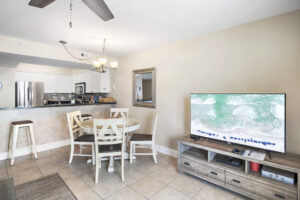 Living and dining area